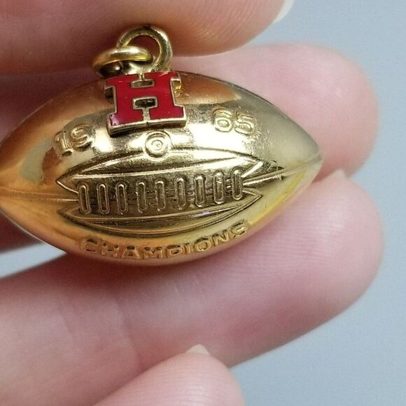 Vintage 1965 Football Letter H Red Enamel Charm Fob Trophy Award D'Alonzo Estate - Picture 7 of 8
